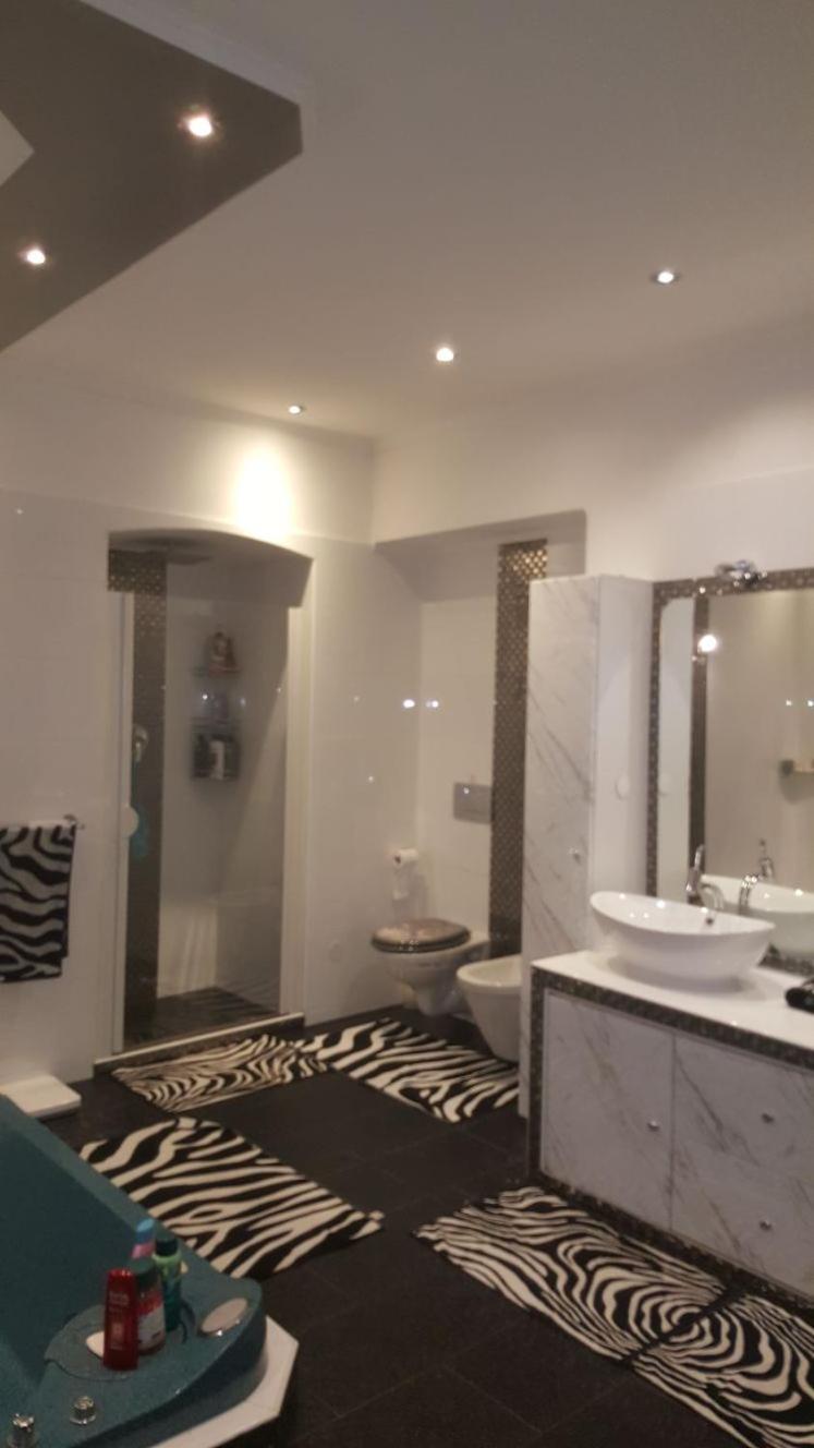 Grosse Wohnung Naehe Zentrum Vienne Extérieur photo